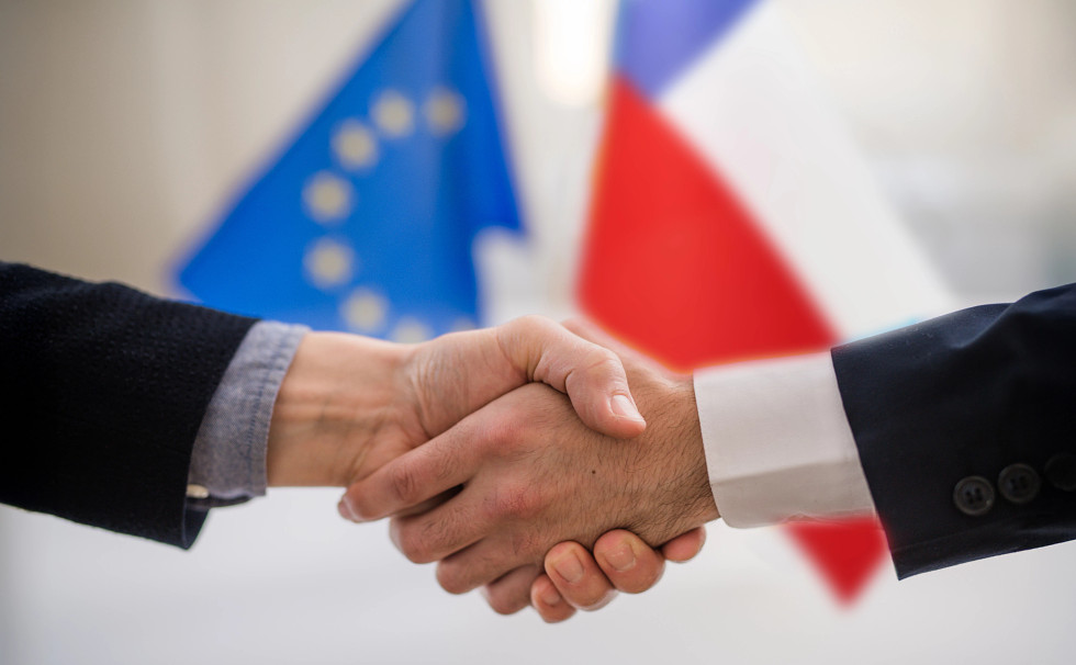 shutterstock_2139989631 copy.jpg